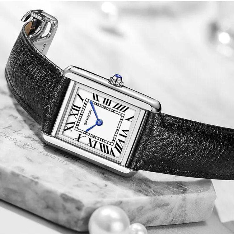 Quadratische Edelstahl-Uhr mit schwarzem Lederarmband | Solstice